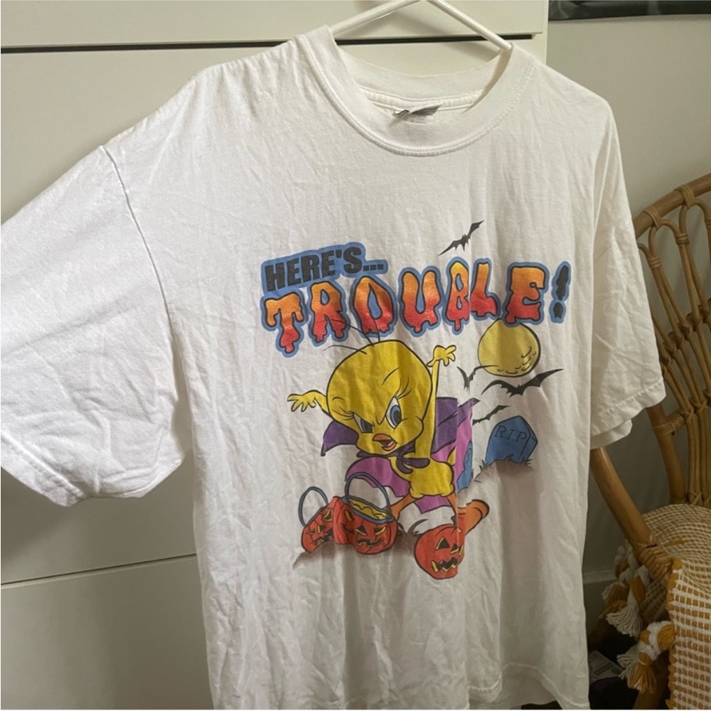 Vintage Looney Tunes Halloween T-shirt